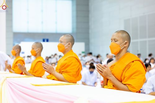 ภาพ No.85744:พิธีถวายคิลานเภสัชและอุปกรณ์การแพทย์ บูชาธรรมเนื่องในวันธรรมชัย วันที่ 19 สิงหาคม พ.ศ. 2566 ณ ห้องแก้วสารพัดนึก วัดพระธรรมกาย