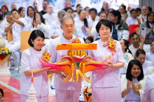 ภาพ No.94551:พิธีทอดกฐินวัดพระธรรมกายสวิตเซอร์แลนด์ วันอาทิตย์ที่ 12 พฤศจิกายน พ.ศ. 2566 ณ หอประชุม Schulhaus Obergoldbach