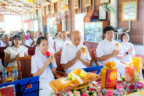 ภาพ No.262107:วันที่ 21 ตุลาคม พ.ศ. 2568 พิธีทอดกฐินสามัคคีทั่วไทย 30,000 วัด โดยคณะศิษยานุศิษย์ บูชาธรรม 81 ปี หลวงพ่อธัมมชโย ณ วัดเขากำแพง อ.เทพสถิต จ.ชัยภูมิ