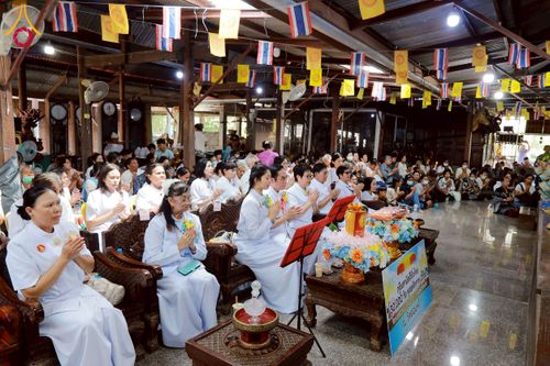 ภาพ No.275712:วันที่ 5 พฤศจิกายน พ.ศ. 2568 พิธีทอดกฐินสามัคคีทั่วไทย ณ วัดดอนหว้า (พิกุลทอง) อ.บ้านลาด จ.เพชรบุรี โดยคณะศิษยานุศิษย์ บูชาธรรม 81 ปี หลวงพ่อธัมมชโย