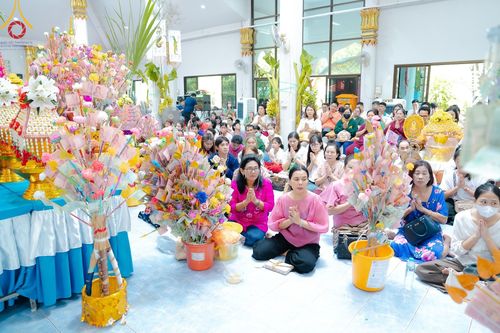 ภาพ No.169462:พิธีทอดกฐิน ณ วัดถ้ำเจริญธรรม จ.กาญจนบุรี ในโครงการกฐินสามัคคีทั่วไทย 30,000 วัด บูชาธรรม 80 ปี หลวงพ่อธัมมชโย โดยคณะศิษยานุศิษย์วัดพระธรรมกาย วันที่ 20 ตุลาคม พ.ศ. 2567