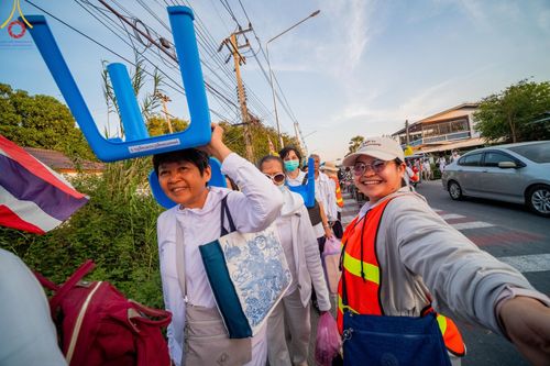 ภาพ No.203993:V.52 สารพัดV สารพัดดี ที่วัดสองพี่น้อง ในโครงการธรรมยาตรา กตัญญูบูชา มหาปูชนียาจารย์ พระมงคลเทพมุนี(สด จนฺทสโร) พระผู้ปราบมาร อนุสรณ์สถาน 7 แห่ง ปีที่ 13 ระหว่างวันที่ 2-31 มกราคม พ.ศ. 2568