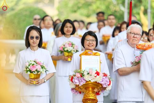 ภาพ No.191940:พิธีทอดผ้าป่าทำนุบำรุงศาสนสถาน ณ วัดสรรเพชญ ต.ยายชา อ.สามพราน จ.นครปฐม ในโครงการธรรมยาตรา กตัญญูบูชา มหาปูชนียาจารย์ พระมงคลเทพมุนี(สด จนฺทสโร) พระผู้ปราบมาร อนุสรณ์สถาน 7 แห่ง ปีที่ 13 วันที่ 9 มกราคม พ.ศ. 2568