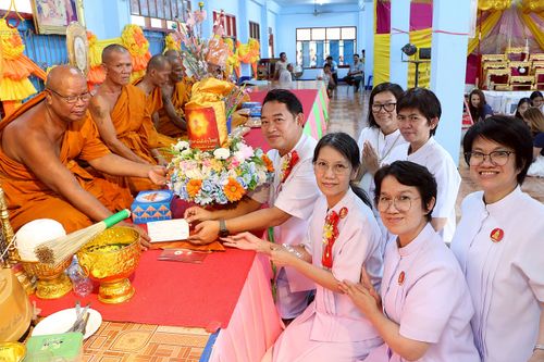 ภาพ No.254033:วันที่ 12 ตุลาคม พ.ศ. 2568 พิธีทอดกฐินสามัคคีทั่วไทย 30,000 วัด โดยคณะศิษยานุศิษย์ บูชาธรรม 81 ปี หลวงพ่อธัมมชโย ณ วัดคลองเกษม(หลวงพ่อลา) อ.หันคา จ.ชัยนาท