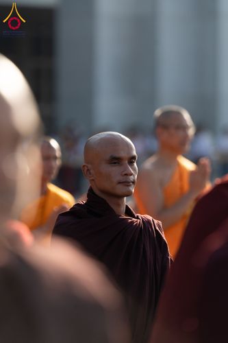 ภาพ No.178170:พิธีทอดผ้าป่าไทย-เมียนมา ครั้งที่ 7 วันอาทิตย์ที่ 1 ธันวาคม พ.ศ.2567 ณ สภาธรรมกายสากล  พระมหาธรรมกายเจดีย์ วัดพระธรรมกาย จ.ปทุมธานี