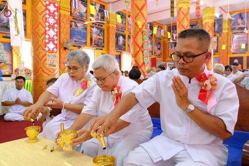 ภาพ No.170245:พิธีทอดกฐิน ณ วัดดอนแก้ว อ.แม่สอด จ.ตาก ในโครงการกฐินสามัคคีทั่วไทย 30,000 วัด บูชาธรรม 80 ปี หลวงพ่อธัมมชโย โดยคณะศิษยานุศิษย์วัดพระธรรมกาย วันที่ 26 ตุลาคม พ.ศ. 2567