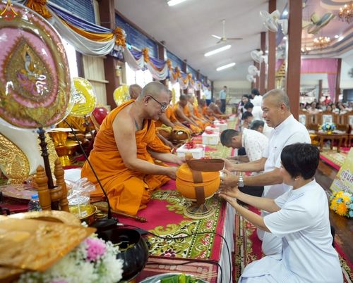 ภาพ No.252704:วันที่ 12 ตุลาคม พ.ศ. 2568 พิธีทอดกฐินสามัคคีทั่วไทย 30,000 วัด โดยคณะศิษยานุศิษย์ บูชาธรรม 81 ปี หลวงพ่อธัมมชโย ณ วัดจำศีล อ.แก่งคอย จ.สระบุรี