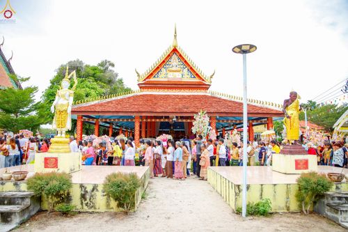 ภาพ No.255737:วันที่ 14 ตุลาคม พ.ศ. 2568 พิธีทอดกฐินสามัคคีทั่วไทย 30,000 วัด โดยคณะศิษยานุศิษย์ บูชาธรรม 81 ปี หลวงพ่อธัมมชโย ณ วัดควนปิยาราม ต.ปากพะยูน อ.ปากพะยูน จ.พัทลุง