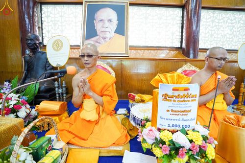 ภาพ No.93509:พิธีทอดกฐินสามัคคีทั่วไทย 5,000 วัด สร้างกุฏิที่พักสงฆ์ และอาคารปฎิบัติธรรม ณ วัดกลางธนรินทร์ ต.บ้านแป้ง อ.พรหมบุรี จ.สิงห์บุรี วันที่ 12 พฤศจิกายน พ.ศ. 2566