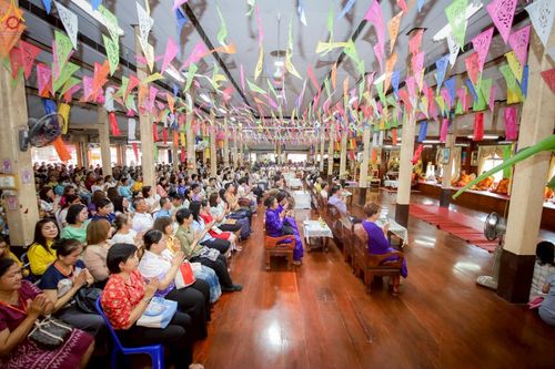 ภาพ No.251935:วันที่ 10 ตุลาคม พ.ศ. 2568 พิธีทอดกฐินสามัคคีทั่วไทย 30,000 วัด โดยคณะศิษยานุศิษย์ บูชาธรรม 81 ปี หลวงพ่อธัมมชโย  ร่วมกับ มหาวิทยาลัยนเรศวร  ณ วัดศรีรัตนาราม(จูงนาง) ต.ท่าทอง อ.เมือง จ.พิษณุโลก