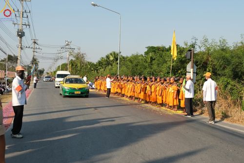 ภาพ No.116926:V.16 เป็นทีม การเตรียมงาน เก็บงาน การรับบุญของเจ้าหน้าที่หน่วยงานต่างๆ เพื่อโครงการธรรมยาตรา กตัญญูบูชามหาปูชนียาจารย์ พระมงคลเทพมุนี (สด จนฺทสโร) พระผู้ปราบมาร อนุสรณ์สถาน 7 แห่ง ปีที่ 12 ระหว่างวันที่ 2 - 31 มกราคม พ.ศ. 2567