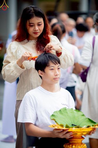 ภาพ No.213634:วันอาทิตย์ที่ 30 มีนาคม พ.ศ. 2568 พิธีตัดปอยผม โครงการหน่อแก้วเปรียญธรรม รุ่นที่ 13 ณ ค่ายจองแชมป์ หมู่กุฏิสามเณรเปรียญธรรม วัดพระธรรมกาย