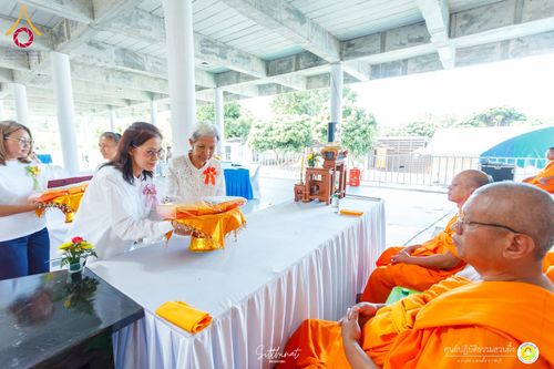 ภาพ No.158730:พิธีทอดผ้าป่า ศูนย์ปฏิบัติธรรมสวนผึ้ง จ.ราชบุรี วันที่ 15 กันยายน พ.ศ. 2567