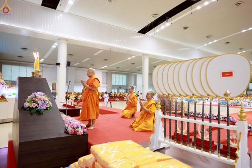 ภาพ No.236189:วันที่ 3 สิงหาคม พ.ศ. 2568 พิธีมุทิตาสักการะพระภิกษุ ผู้สอบได้เปรียญธรรม 9 ประโยค ระดับโลก ปีที่ 37, พิธีมอบโล่และทุนการศึกษา สำนักเรียนบาลีดีเด่นทั่วประเทศ ณ ห้องแก้วสารพัดนึก 1 วัดพระธรรมกาย