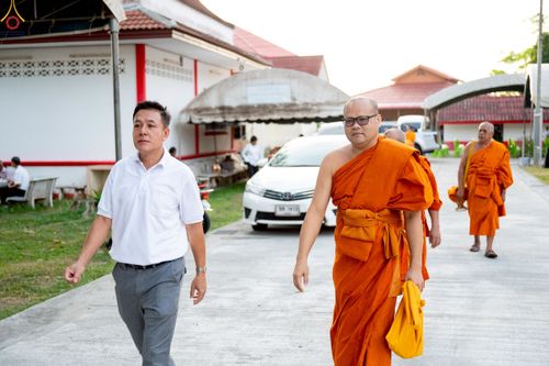 ภาพ No.234355:วันพฤหัสบดีที่ 24 กรกฎาคม พ.ศ. 2568 พิธีถวายสังฆทานแก่คณะสงฆ์ 323 วัด , พิธีมอบกองทุนหนุนแรงใจช่วยครูใต้ , พิธีทำบุญส่วนกุศลแด่ผู้วายชนม์ ในเหตุการณ์ความไม่สงบ 4 จังหวัด ชายแดนภาคใต้ (ปัตตานี , ยะลา , นราธิวาส , สงขลา) ปีที่ 21 ครั้งที่ 179 ณ วัดเวฬุวัน 