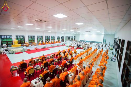 ภาพ No.315489:วันพุธที่ 25 มีนาคม พ.ศ. 2569 พิธีบำเพ็ญกุศล คุณพ่อณรงค์ จินตมากุล  สิริอายุ 99 ปี 11 เดือน โยมบิดา พระครูปลัดรัตนวีรวัฒน์ (รังสฤษดิ์ อิทฺธิจินตโก) ที่ปรึกษาเจ้าคณะจังหวัดปทุมธานี เจ้าอาวาสวัดพระธรรมกาย  ณ ห้องปลูกศรัทธา 2 วัดพระธรรมกาย ปทุมธานี