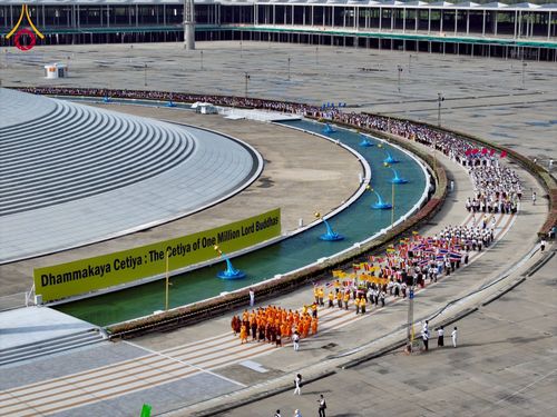 ภาพ No.232776:วันอาทิตย์ที่ 6 กรกฏาคม พ.ศ. 2568 พิธีสวดธัมมจักกัปปวัตตนสูตร เมียนมา ครั้งที่ 8 ณ มหาธรรมกายเจดีย์ วัดพระธรรมกาย