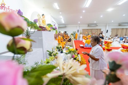 ภาพ No.263810:วันที่ 23 ตุลาคม พ.ศ. 2568 พิธีทอดกฐินสามัคคีทั่วไทย 30,000 วัด โดยคณะศิษยานุศิษย์ บูชาธรรม 81 ปี หลวงพ่อธัมมชโย ณ ธุดงคสถานสุราษฎร์ธานี ต.ขุนทะเล อ.เมือง จ.สุราษฎร์ธานี