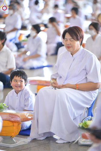 ภาพ No.131564:พิธีร่วมบุญบรรพชาสามเณร 5,000 รูป ณ บ้านแก้วเรือนทองคุณยาย สภาธรรมกายสากล วัดพระธรรมกาย วันเสาร์ที่ 23 มีนาคม พ.ศ. 2567