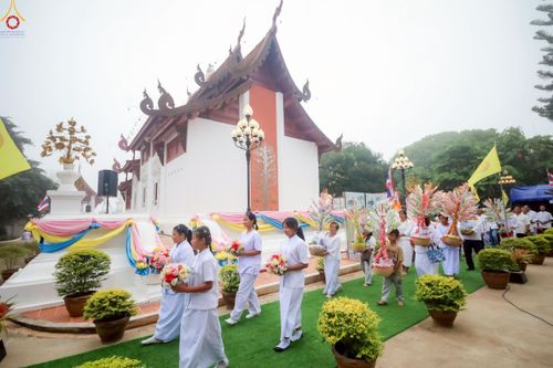 ภาพ No.260262:วันที่ 18 ตุลาคม พ.ศ. 2568 พิธีทอดกฐินสามัคคีทั่วไทย 30,000 วัด โดยคณะศิษยานุศิษย์ บูชาธรรม 81 ปี หลวงพ่อธัมมชโย ณ วัดกิ่วลม ต.บ่อหลวง อ.ฮอด จ.เชียงใหม่