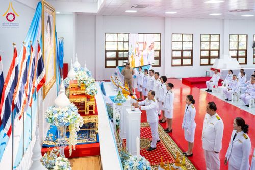 ภาพ No.237704:พิธีถวายเครื่องราชสักการะและวางพานพุ่ม และพิธีจุดเทียนถวายพระพรชัยมงคล เนื่องในโอกาสวันเฉลิมพระชนมพรรษา สมเด็จพระนางเจ้าสิริกิติ์ พระบรมราชินีนาถ พระบรมราชชนนีพันปีหลวง วันอังคารที่ 12 สิงหาคม พ.ศ. 2568  ณ อาคารปลูกศรัทธา 2 วัดพระธรรมกาย