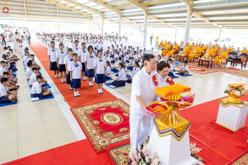 ภาพ No.268439:วันที่ 23 ตุลาคม พ.ศ. 2568 พิธีทอดกฐินสามัคคีทั่วไทย ณ ศูนย์อบรมเยาวชนปัตตานี โดยคณะศิษยานุศิษย์ บูชาธรรม 81 ปี หลวงพ่อธัมมชโย
