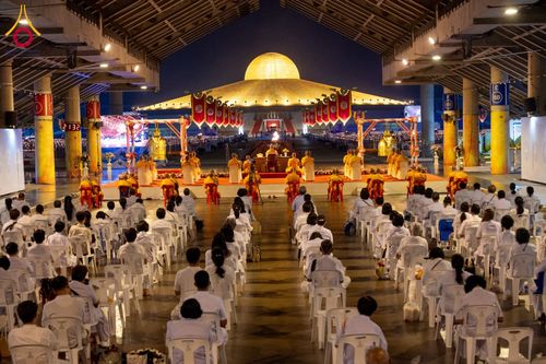 ภาพ No.125185:พิธีฉลองชัยสวดธัมมจักกัปปวัตตนสูตร ครบ 6,152,001,250 จบ ณ มหารัตนวิหารคด วัดพระธรรมกาย วันเสาร์ 24 กุมภาพันธ์ พ.ศ. 2567