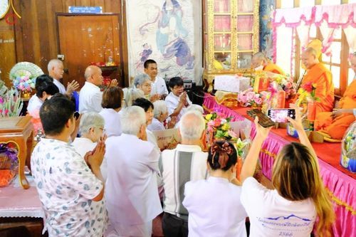 ภาพ No.170449:พิธีทอดกฐิน ณ วัดดอนแก้ว อ.แม่ระมาด จ.ตาก ในโครงการกฐินสามัคคีทั่วไทย 30,000 วัด บูชาธรรม 80 ปี หลวงพ่อธัมมชโย โดยคณะศิษยานุศิษย์วัดพระธรรมกาย วันที่ 27 ตุลาคม พ.ศ. 2567