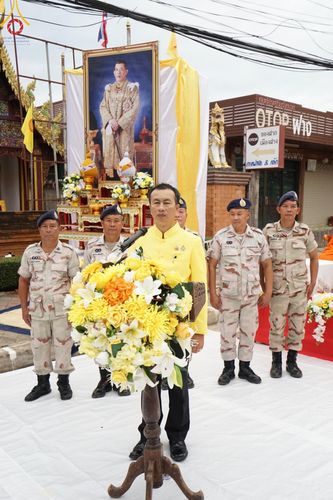 ภาพ No.146216:ตักบาตรพระ 1,384 รูป ทำบุญเมืองฝางครบรอบ 1,383 ปี ถวายเป็นพระราชกุศลแด่พระบาทสมเด็จพระเจ้าอยู่หัว เนื่องในโอกาสพระราชพิธีมหามงคล เฉลิมพระชนมพรรษา 6 รอบ 72 พรรษา วันเสาร์ที่ 27 กรกฎาคม พ.ศ.2567  ณ ถนนหน้าที่ว่าการอำเภอฝาง จ.เชียงใหม่