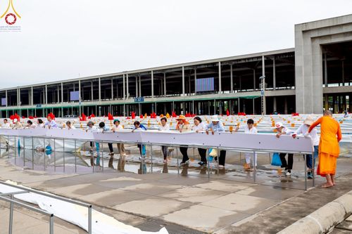 ภาพ No.218757:วันศุกร์ที่ 18 เมษายน พ.ศ. 2568 การเตรียมงานในลานธรรม , พระมหาธรรมกายเจดีย์ เพื่องานวันคุ้มครองโลก 22 เมษายน พ.ศ. 2568