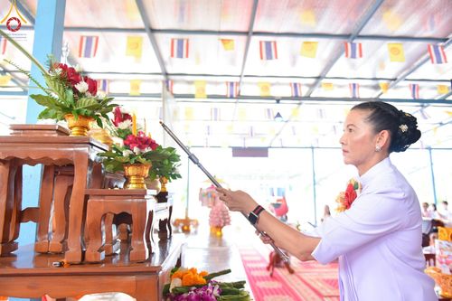 ภาพ No.142980:พิธีทอดผ้าป่าสามัคคีเพื่อสมทบทุนสร้างหอฉัน ๑๑๓ ปี  คุณยายอาจารย์มหารัตนอุบาสิกาจันทร์ขนนกยูง ครั้งที่ ๙ วันอาทิตย์ที่ ๓๐  มิถุนายน พ.ศ. ๒๕๖๗ ณ ศูนย์การศึกษาจอมบึง ต.รางบัว อ.จอมบึง จ.ราชบุรี