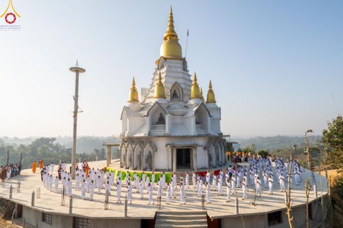 ภาพ No.130254:Photo Story ปฐมบรรพชาชาวพุทธมาร์มา Episode 3/5 วันที่ 9 กุมภาพันธ์ พ.ศ. 2567 ในโครงการบรรพชาสามเณร ครั้งแรกของชาวพุทธมาร์มา บังกลาเทศ ณ วัดธัมจักร อรัญกุฏิ เมืองรัมการ์ คาร์กาชารี บังกลาเทศ