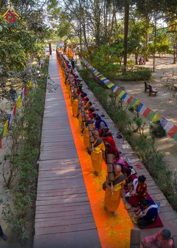 ภาพ No.132318:พิธีจุดโคมประทีปถวายเป็นพุทธบูชา ในโครงการบรรพชา 1,250 รูป ณ แดนประสูติ สวนลุมพินี ประเทศเนปาล วันที่ 17 มีนาคม พ.ศ. 2567