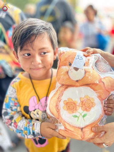 ภาพ No.111204:กิจกรรมงานวันเด็กแห่งชาติ รวมพลังเด็กเก่งและดี สร้างความดีสากล ปีที่ 6 ร่วมจัดโดย เทศบาลเมืองท่าโขลง พุทธสมาคมปทุมธานี องค์การบริหารส่วนตำบลคลองสาม ณ วัดพระธรรมกาย จ.ปทุมธานี วันที่ 13 มกราคม พ.ศ. 2567