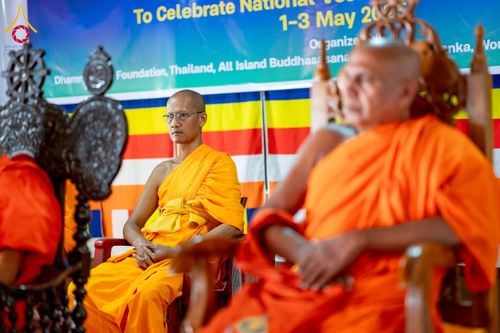 ภาพ No.225551:วันที่ 1 พฤษภาคม พ.ศ. 2568 พิธีเปิดโครงการ สยาม-ลังกา ธรรมยาตรา ฉลองเทศกาลวิสาขบูชาแห่งชาติ ศรีลังกา  และ บูชาธรรม 81 ปี หลวงพ่อธัมมชโย