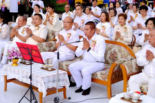 ภาพ No.237034:วันอาทิตย์ที่ 10 สิงหาคม พ.ศ. 2568 มหาสังฆทานครั้งยิ่งใหญ่ ตักบาตรพระ 10,000 รูป ถ.นิพัทธ์อุทิศ 3 ใจกลางนครหาดใหญ่ จ.สงขลา (ชุดที่ 2)