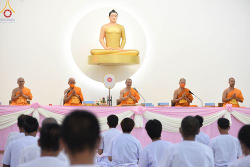 ภาพ No.101015:พิธีตัดปอยผมและปลงผมธรรมทายาท โครงการอุปสมบทบูชาธรรมมหาปูชนียาจารย์ พ.ศ. 2566 ณ ศูนย์อบรมจังหวัดสระบุรี วันเสาร์ที่ 2 ธันวาคม พ.ศ. 2566