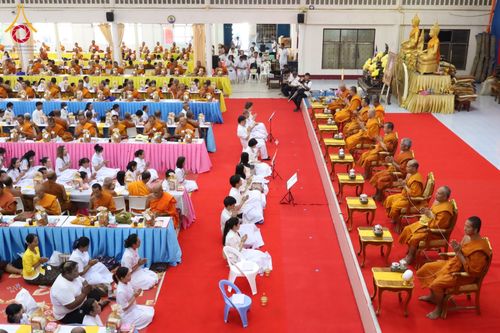 ภาพ No.178807:พิธีถวายมหาสังฆทาน 340 วัด จังหวัดบุรีรัมย์ ณ วัดกลางพระอารามหลวง จังหวัดบุรีรัมย์ โดยคณะศิษยานุศิษย์บูชาธรรม 80 ปี หลวงพ่อธัมมชโย วันที่ 15 ตุลาคม พ.ศ. 2567