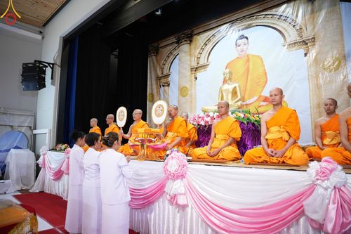 ภาพ No.94415:พิธีทอดกฐินวัดพระธรรมกายนอร์เวย์ วันอาทิตย์ที่ 12 พฤศจิกายน พ.ศ. 2566