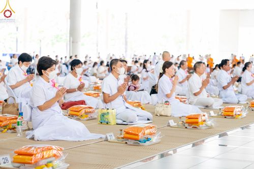 ภาพ No.102203:พิธีบุพเปตพลี ครั้งที่ 144 อุทิศบุญแด่หมู่ญาติที่ล่วงลับไปแล้ว และสืบทอดอายุพระพุทธศาสนา วันอังคารที่ 12 ธันวาคม พ.ศ. 2566 (วันพระแรม 15 ค่ำ เดือน 12) ณ หอฉันคุณยายอาจารย์ฯ วัดพระธรรมกาย