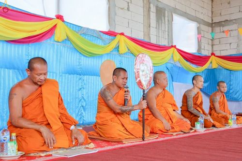 ภาพ No.264197:วันที่ 21 ตุลาคม พ.ศ. 2568 พิธีทอดกฐินสามัคคีทั่วไทย 30,000 วัด โดยคณะศิษยานุศิษย์ บูชาธรรม 81 ปี หลวงพ่อธัมมชโย ณ วัดสว่างโพธิ์ศรี ตำบลยางคำ อำเภอหนองเรือ จังหวัดขอนแก่น