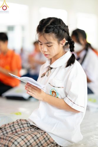 ภาพ No.103760:วันรวมพลังเด็กดี V-Star ผู้นำฟื้นฟูศีลธรรมโลก "รักษ์บวร รักษ์ศีล ๕ จังหวัดปทุมธานี" ปีที่ 5 ปีการศึกษา 2566 ณ วัดสายสุวพรรณ จ.ปทุมธานี วันศุกร์ที่ 22 ธันวาคม พ.ศ. 2566