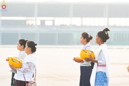 ภาพ No.180513:พิธีบรรพชาอุปสมบท โครงการอุปสมบทบูชาธรรมมหาปูชนียาจารย์ ประจำปีพุทธศักราช 2567 วันเสาร์ที่ 7 ธันวาคมพ.ศ. 2567 ณ วัดพระธรรมกาย จ.ปทุมธานี