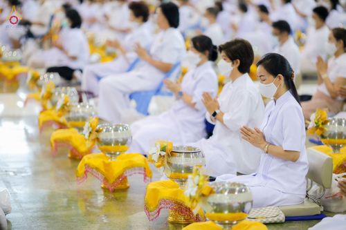 ภาพ No.76614:พิธีถวายโคมมาฆประทีป น้อมถวายเป็นพุทธบูชา แด่คณะพระภิกษุ สามเณร วัดพระธรรมกาย วันที่ 25 กุมภาพันธ์ พ.ศ. 2566