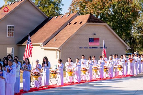 ภาพ No.168134:พิธีทอดกฐินสามัคคี ประจำปี 2567 สร้างอาคารแก้วธรรมชัยรัตนอนันต์ บูชาธรรม 80 ปี หลวงพ่อธัมมชโย ณ วัดพระธรรมกายเทนเนสซี สหรัฐอเมริกา วันอาทิตย์ที่ 20 ตุลาคม พ.ศ. 2567