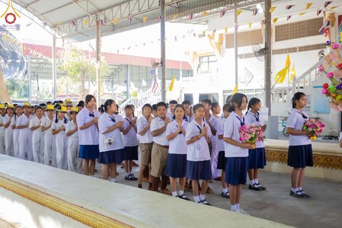 ภาพ No.195030:พิธีทอดผ้าป่าทำนุบำรุงศาสนสถาน ณ วัดไผ่โรงวัว ต.บางตาเถร อ.สองพี่น้อง จ.สุพรรณบุรี ในโครงการธรรมยาตรา กตัญญูบูชา มหาปูชนียาจารย์ พระมงคลเทพมุนี(สด จนฺทสโร) พระผู้ปราบมาร อนุสรณ์สถาน 7 แห่ง ปีที่ 13 วันที่ 13 มกราคม พ.ศ. 2568