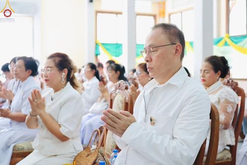 ภาพ No.162659:โครงการกฐินสามัคคีทั่วไทย 30,000 วัด บูชาธรรม 80 ปี หลวงพ่อธัมมชโย โดย คณะศิษยานุศิษย์วัดพระธรรมกาย ณ วัดกาหลง จ.สมุทรสาคร วันที่ 19 ตุลาคม พ.ศ. 2567