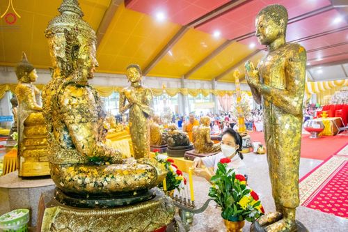 ภาพ No.95900:พิธีทอดกฐินสามัคคีทั่วไทย 5,000 วัด ณ วัดจุฬาจินดาราม จ.ปทุมธานี วันที่ 19 พฤศจิกายน พ.ศ. 2566