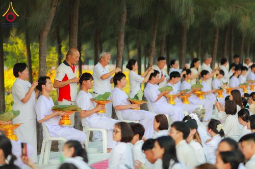 ภาพ No.135280:พิธีปลงผม ธรรมทายาท ระดับอุดมศึกษา รุ่นที่ 51 ภาคฤดูร้อน ณ วัดพระธรรมกาย จ.ปทุมธานี วันเสาร์ที่ 6 เมษายน พ.ศ. 2567
