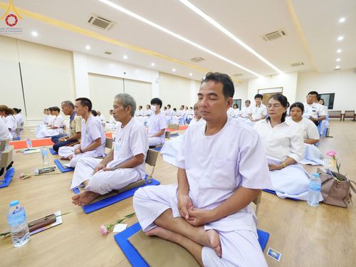 ภาพ No.157536:โครงการ อุบาสกแก้ว อุบาสิกาแก้ว รุ่นที่ 3 ตัวแทนทอดกฐินสามัคคีทั่วไทย 30,000 วัด ระหว่างวันที่ 20-22 กันยายน พ.ศ. 2567 ณ ศูนย์ปฏิบัติธรรมจันทบุรี